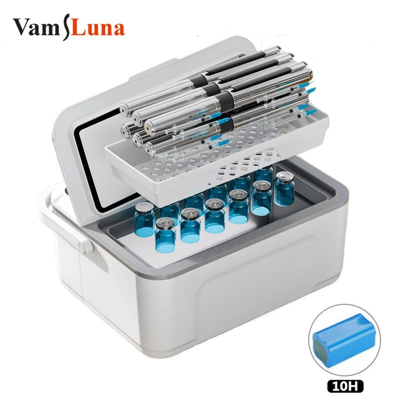Large insulated transport case with a lift-out perforated tray
